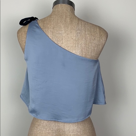 One Shoulder Crop Shirt - Picture 4 of 4